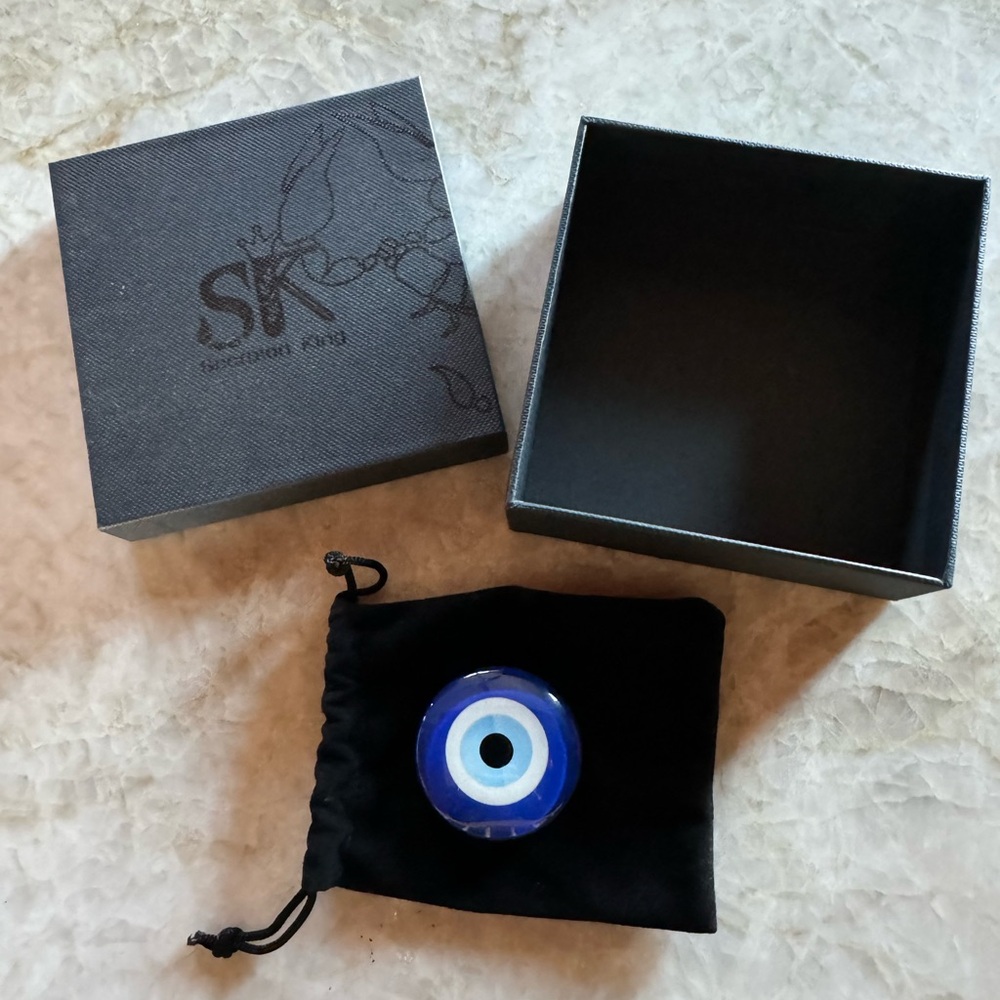 New Evil eye Cell Phone Grip